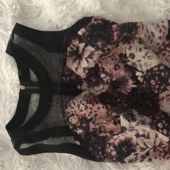 Purple dress - Picture 3 of 4